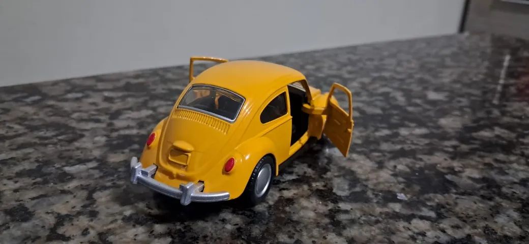 VW Fusca Amarelo Miniatura  - Foto 3
