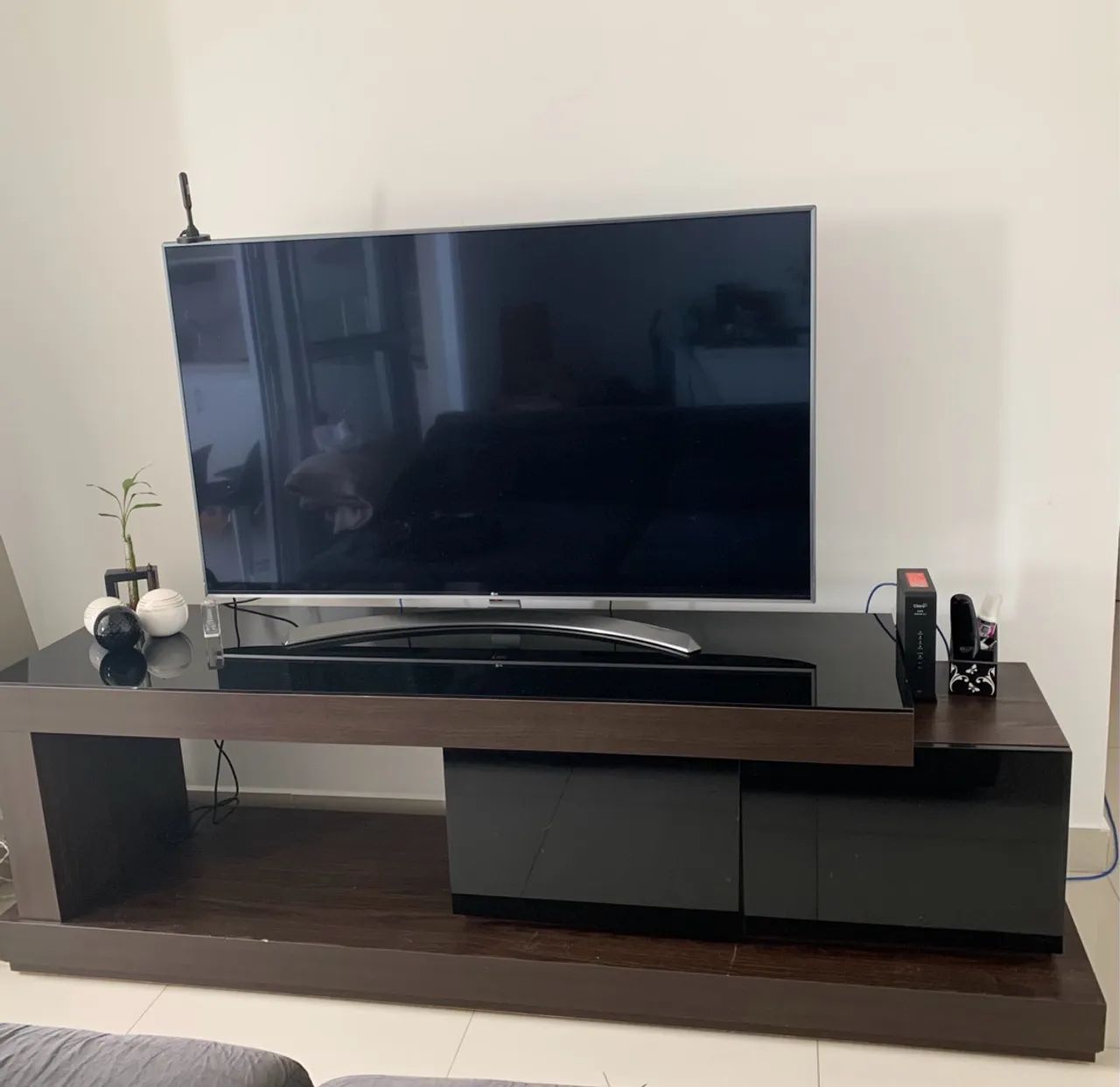 Rack e painel em Madeira