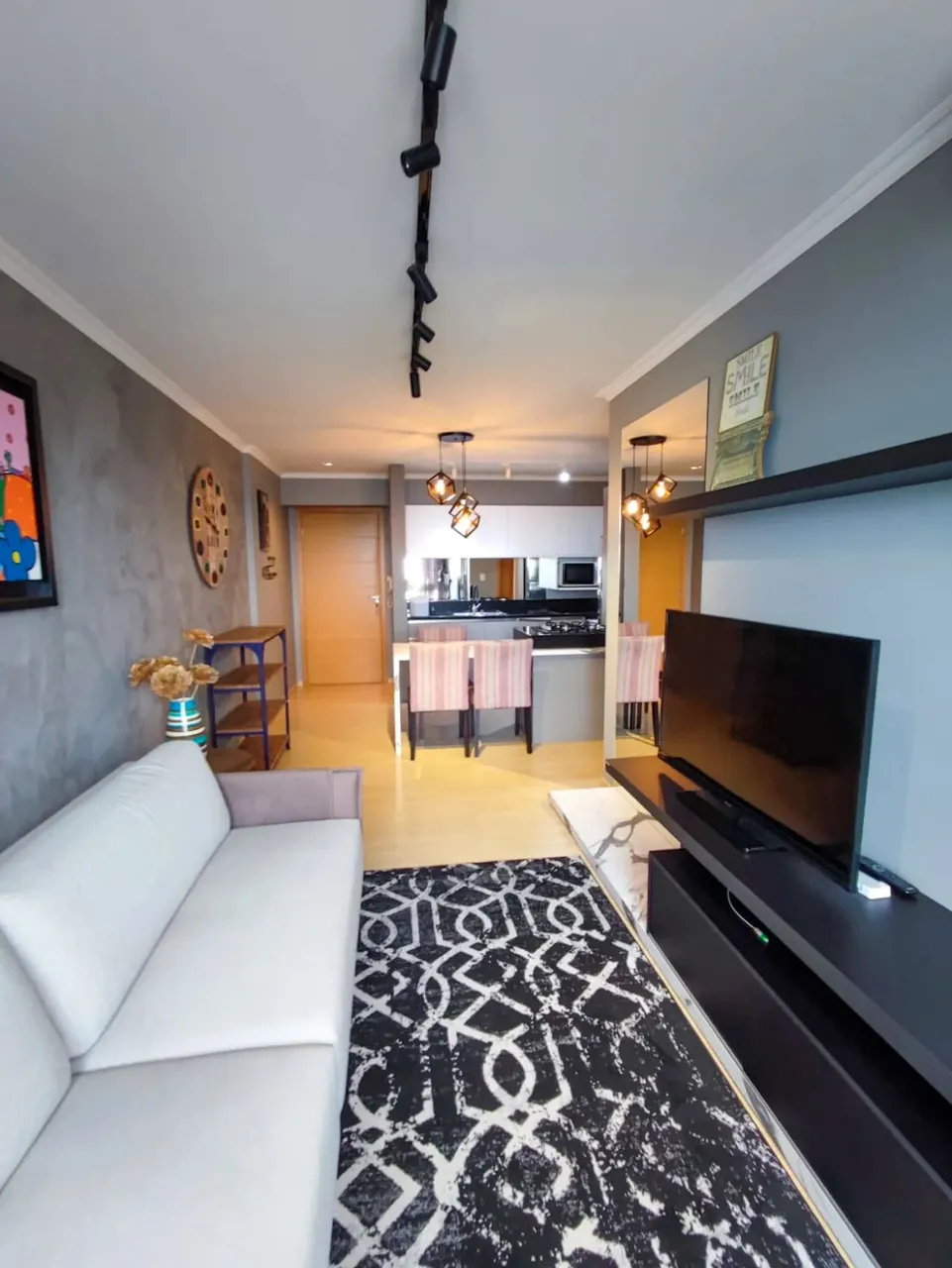 Imóvel para aluguel possui 45 metros quadrados com 1 quarto em Centro - Caxias do Sul - RS