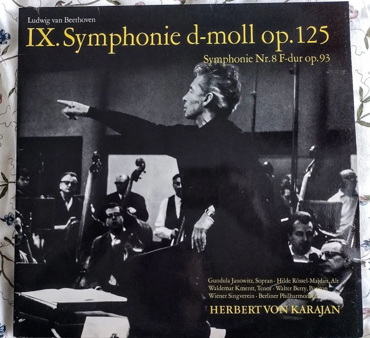 2 Vinil Karajan Beethoven Nona e 8° Sinfonia Filarmônica de Berlin