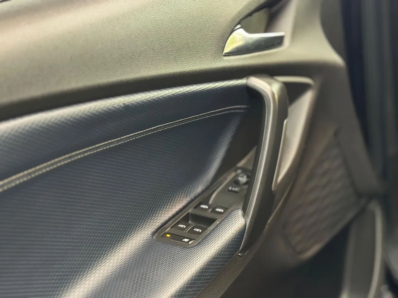 CHEVROLET TRACKER PREMIER 1.2 TURBO FLEX AUTOMÁTICA 2021  - Foto 12