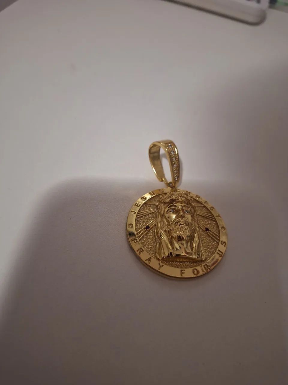 Cordão banhado de Ouro 18k com Pingente de Jesus - Foto 2