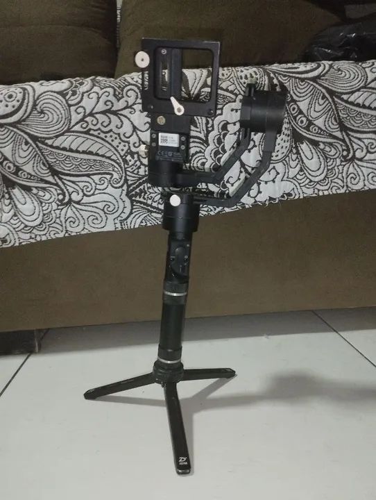Gimbal estabilizador para câmera zhiyun