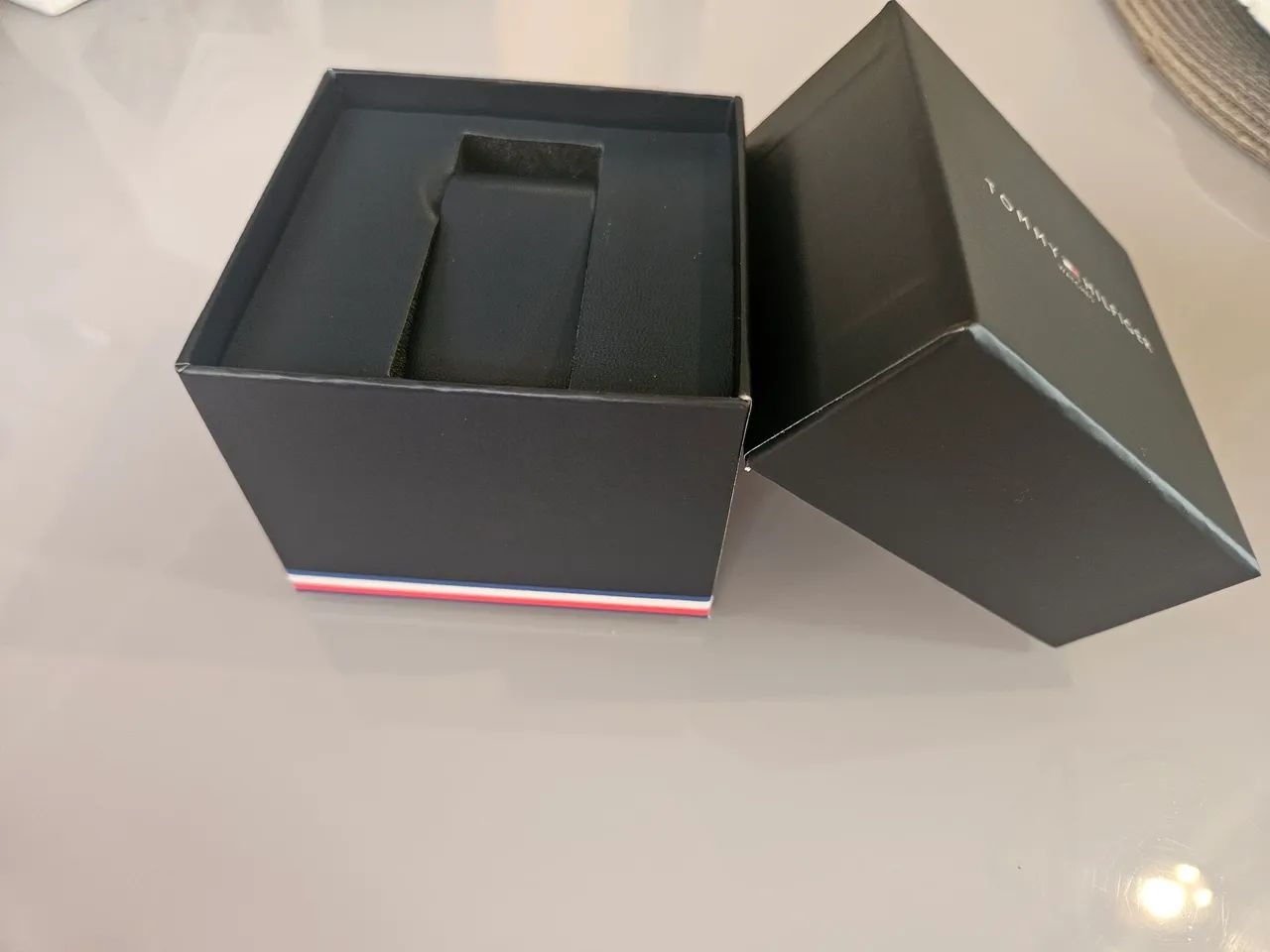 Caixinha para relógio Tommy Hilfiger - Foto 3
