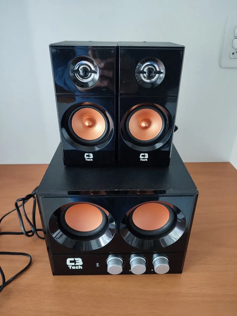 Sistema de som 2.1 C3Tech SP-225S 20W RMS SD USB bivolt