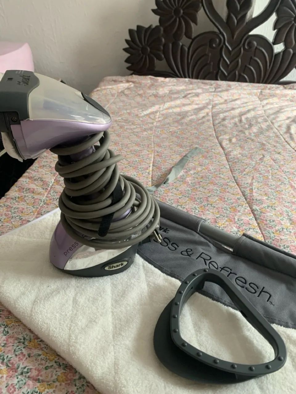 Passador de Roupas a Vapor Shark - Foto 2