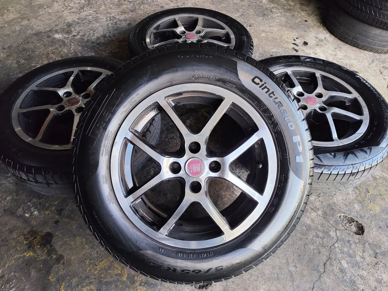 Rodas aro 15" Stap FIAT- Seminovas. C/pneus seminovos. ACEITO CARTÃO.
