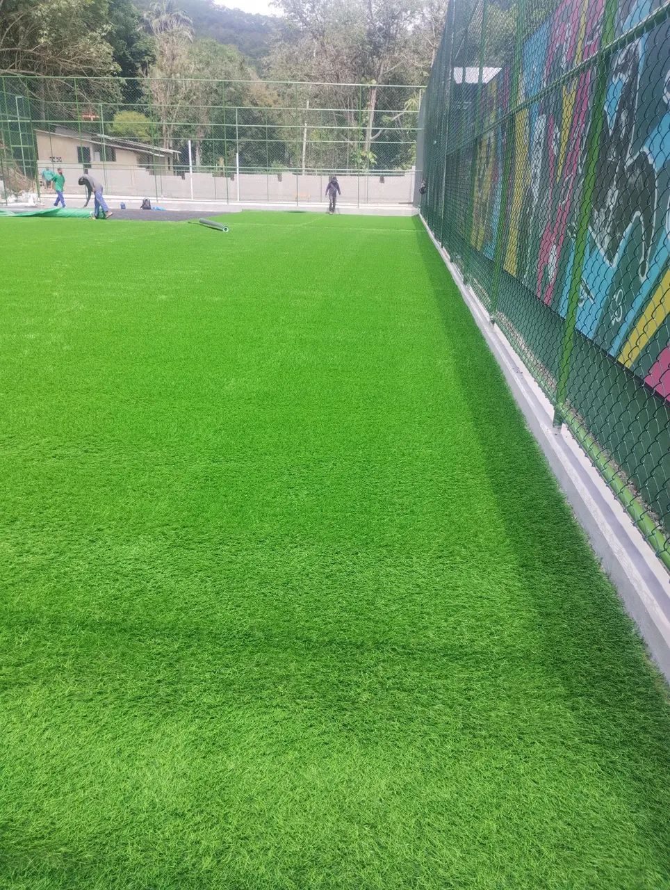 Grama sintética vendo e instalo - Foto 3