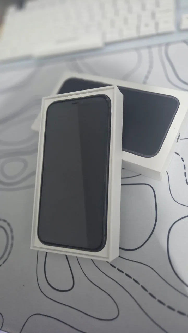 IPHONE 11 64GB