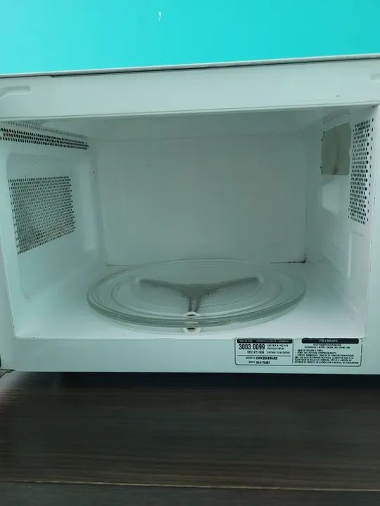 Micro-ondas Consul Facilite 20 Litros com defeito  - Foto 2
