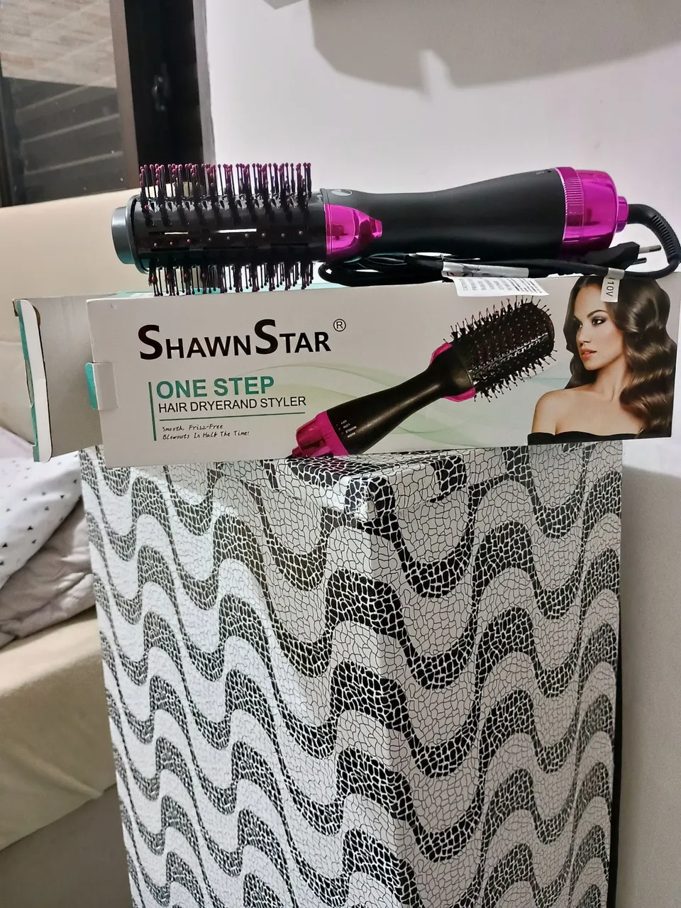 Escova Secadora Shawn voltagem  110Star - Cabelos Incríveis em Casa!