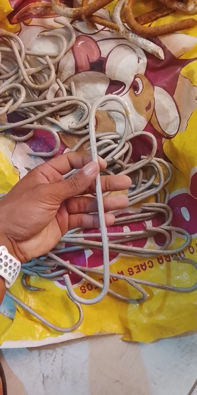 Gancho de carne 64318892210305120