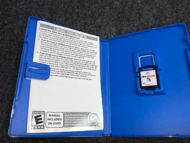 Fifa Soccer - PSVITA - Foto 2