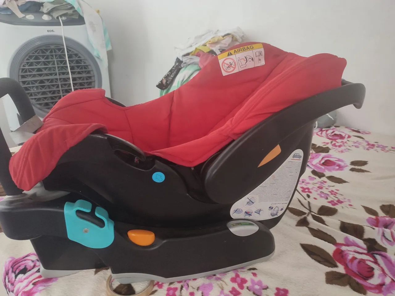 Cadeirinha Bebê Conforto Chicco com base  - Foto 2