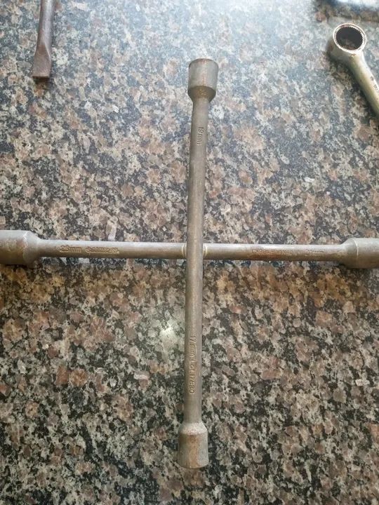 Chave para rodas de carro  - Foto 2
