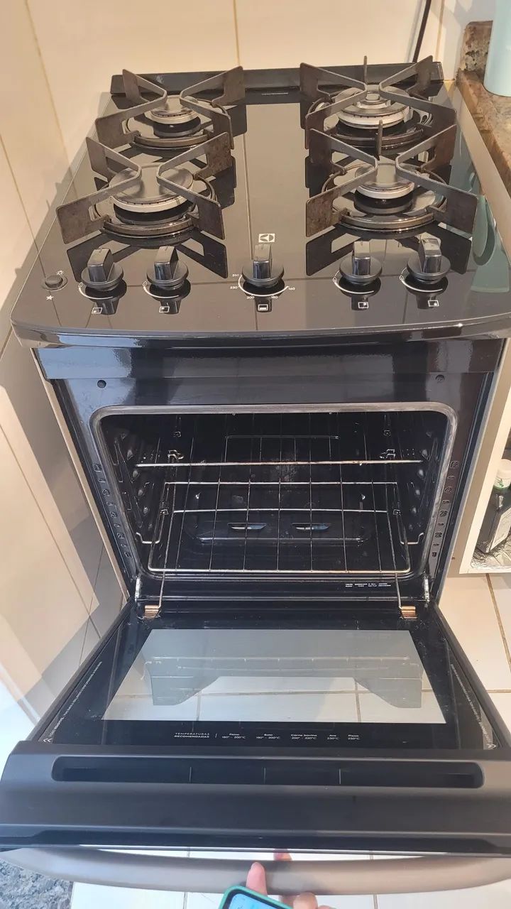 Fogão Electrolux 4 Bocas, mesa de vidro - Foto 3