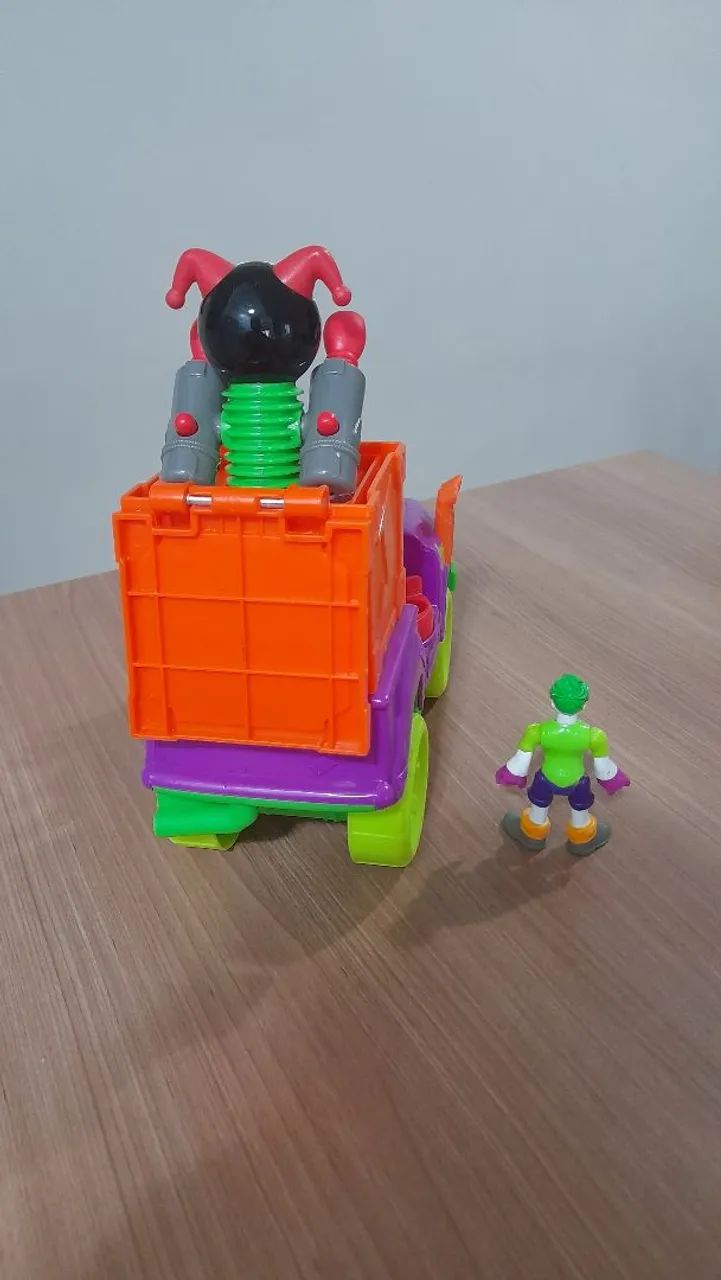 Caminhão Coringa - Imaginext  - Foto 3