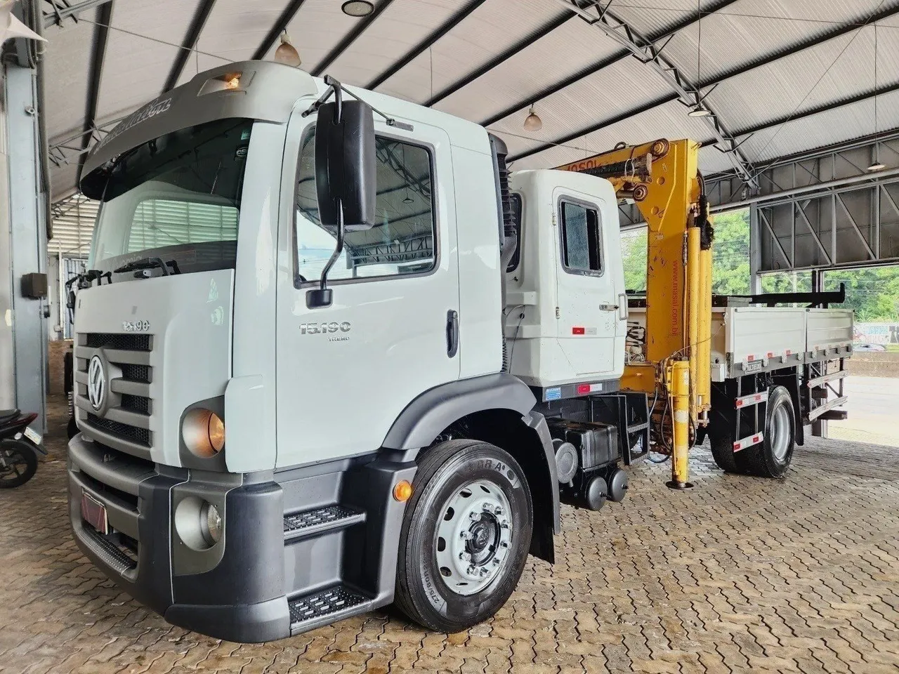 Caminhão VW 15190 Munck 15.190 Constellation Toco Munque Lança Hidráulica Munk