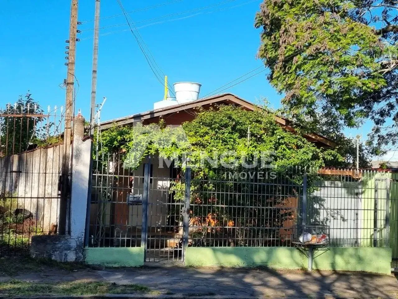 Casa com 2 dormitorios a venda no bairro Passo das Pedras em Porto Alegre com 80,00m2 de á