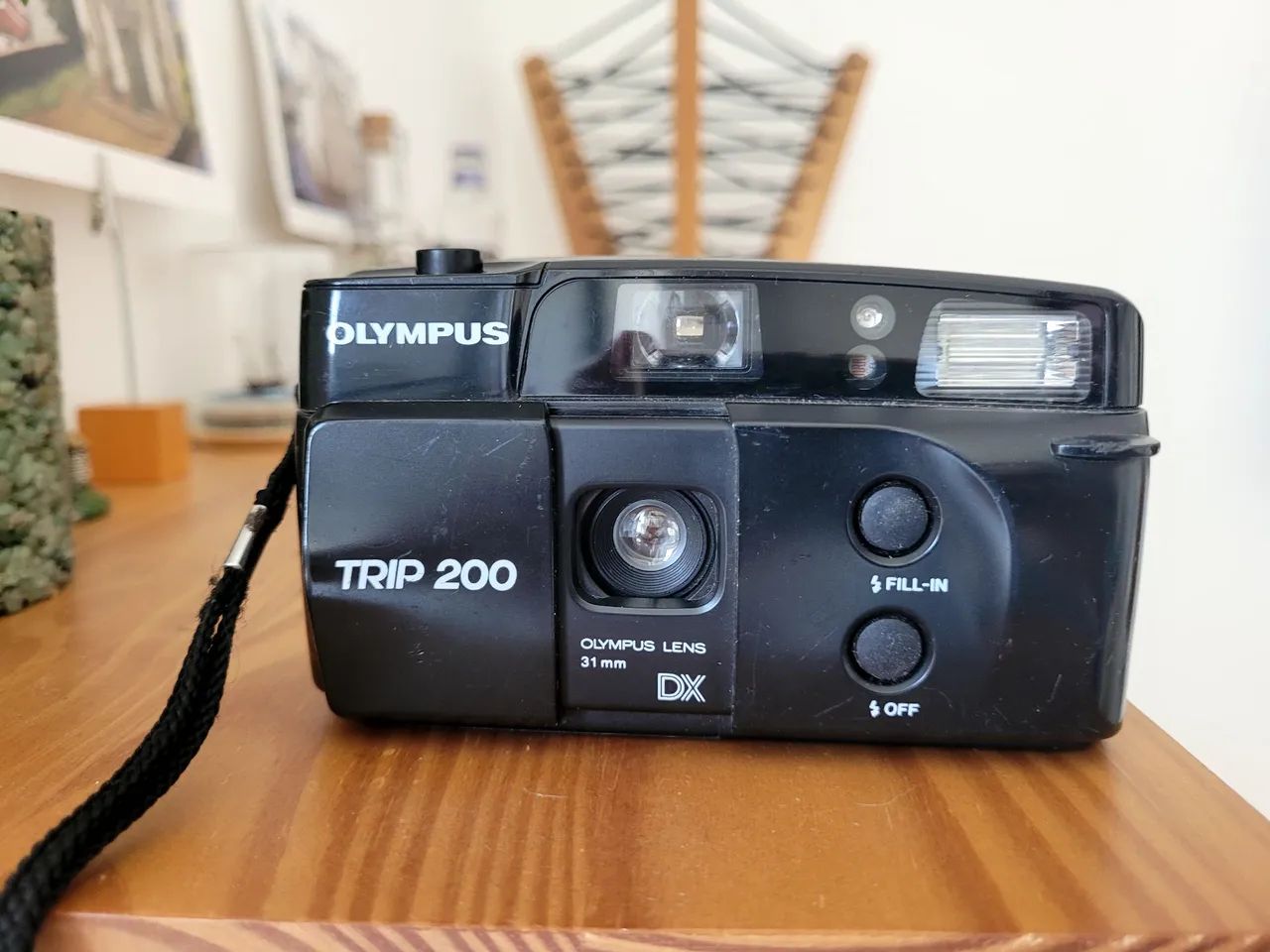 Câmera Olympus Trip 200