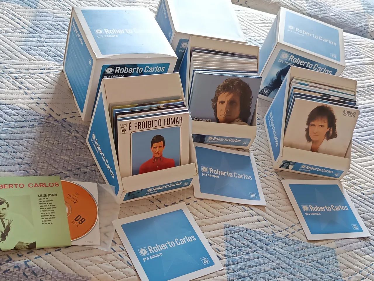 3 boxes de CDs Roberto Carlos - Foto 3