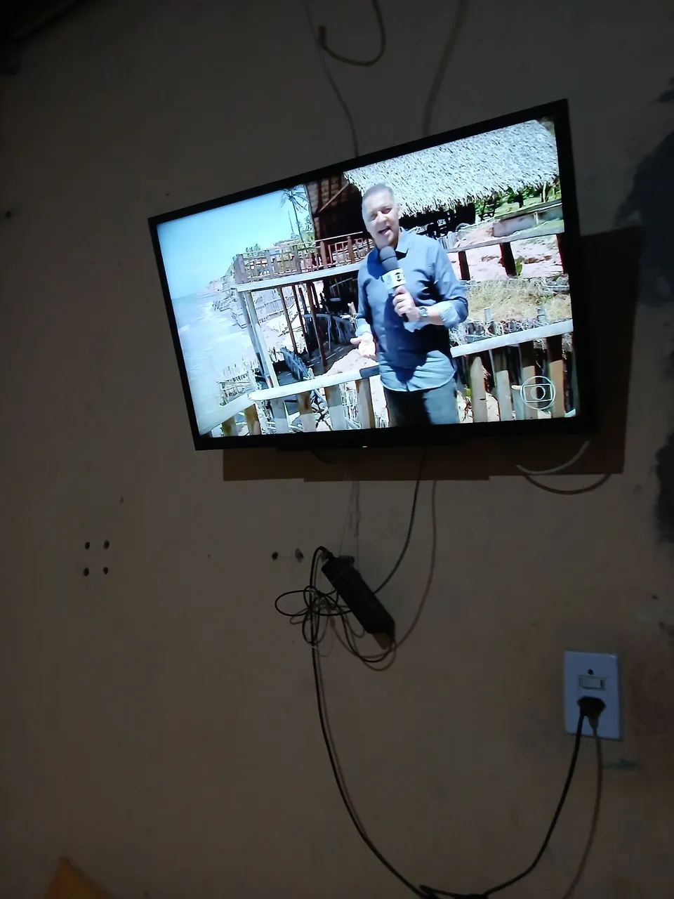 TV