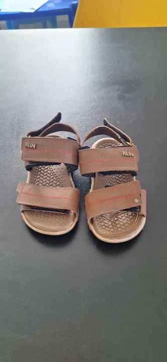 Sandália infantil Klin