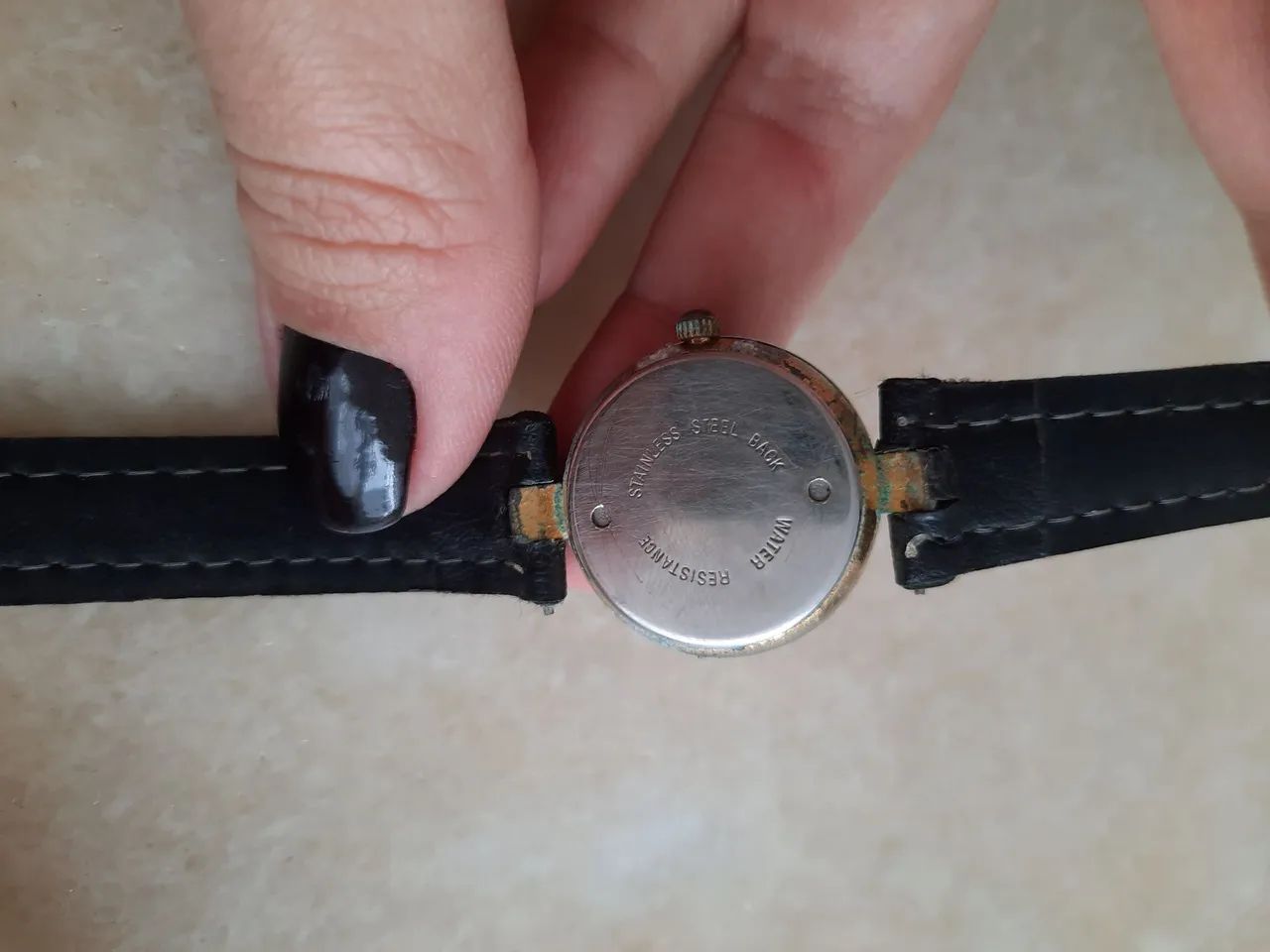 Relógio Movado Original Dourado com Pulseira em Couro - Foto 2