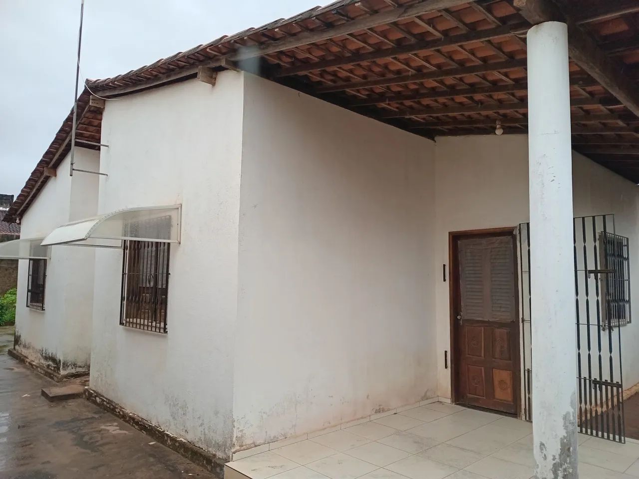 Casa com bastante área livre - Foto 2