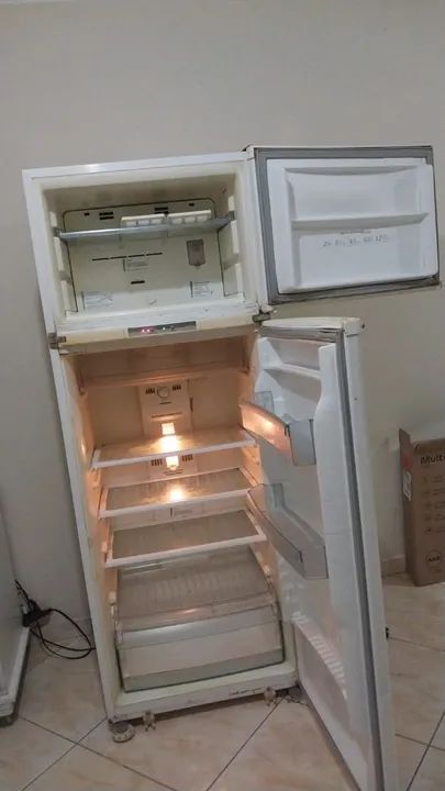 Geladeira Duplex Usada - Foto 4