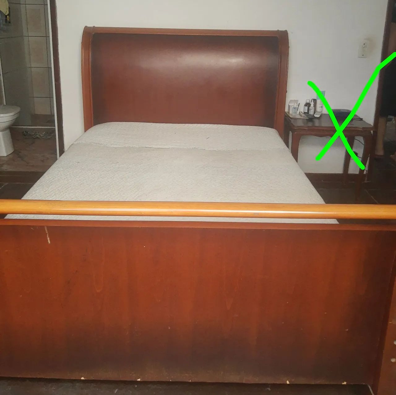 Cama de casal (Madeira)