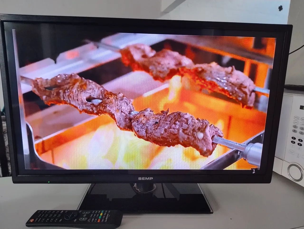 TV Semp 32 polegadas - Foto 2