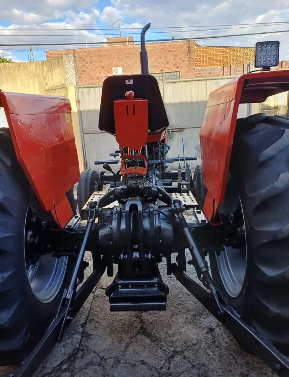 Trator Massey Ferguson 275 ano 1988, 4x2, em Campinas, SP - Foto 3