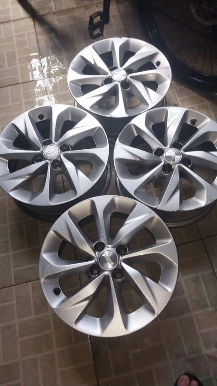 Jogo de Rodas Chevrolet Aro 15
