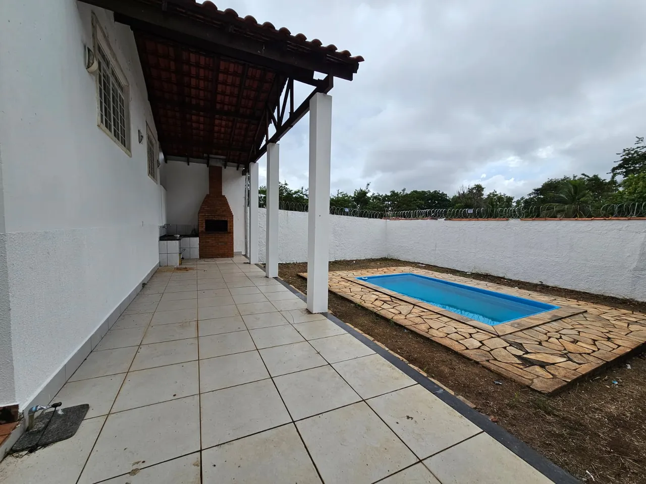 Imóvel para aluguel com 94 metros quadrados com 3 quartos em Boa Esperança - Cuiabá - MT