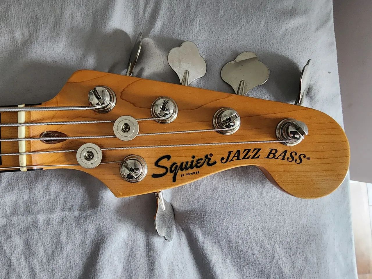 Baixo Squier Classic Vibe 70 5C - APENAS VENDA - Foto 4