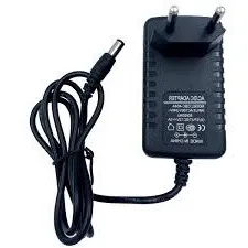 Fonte Carregador De Alimentação 12v 3a Bivolt Conector P4