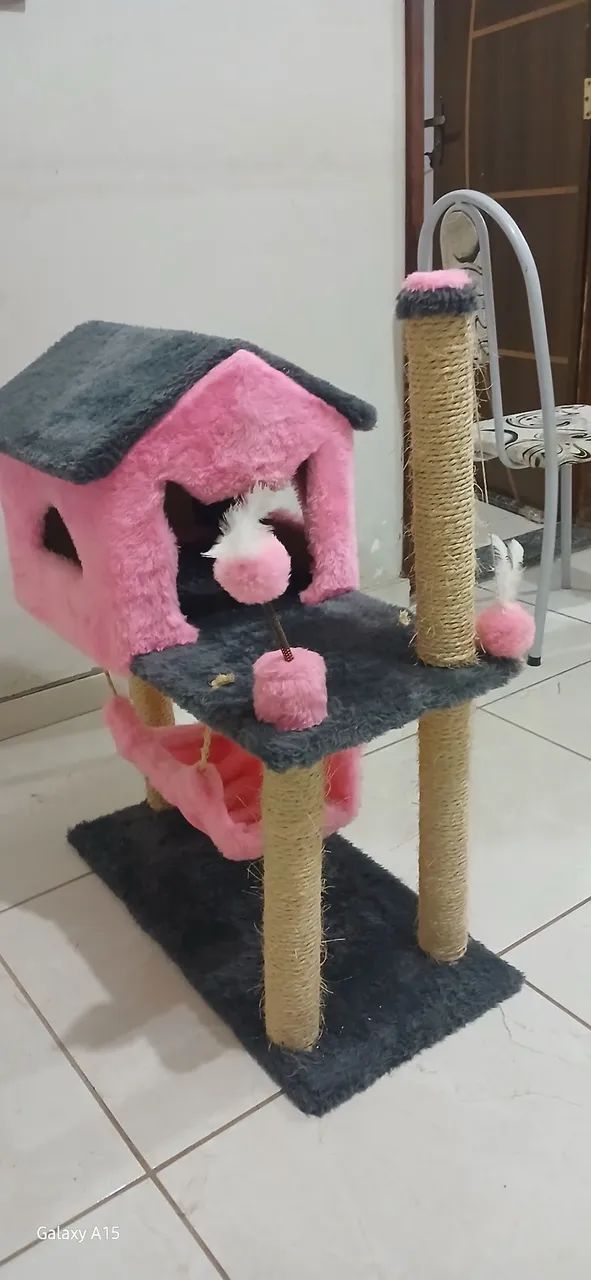 Casa pra gata C/ Rede Arranhadores & Brinquedo Interativos (NOVA)  - Foto 3