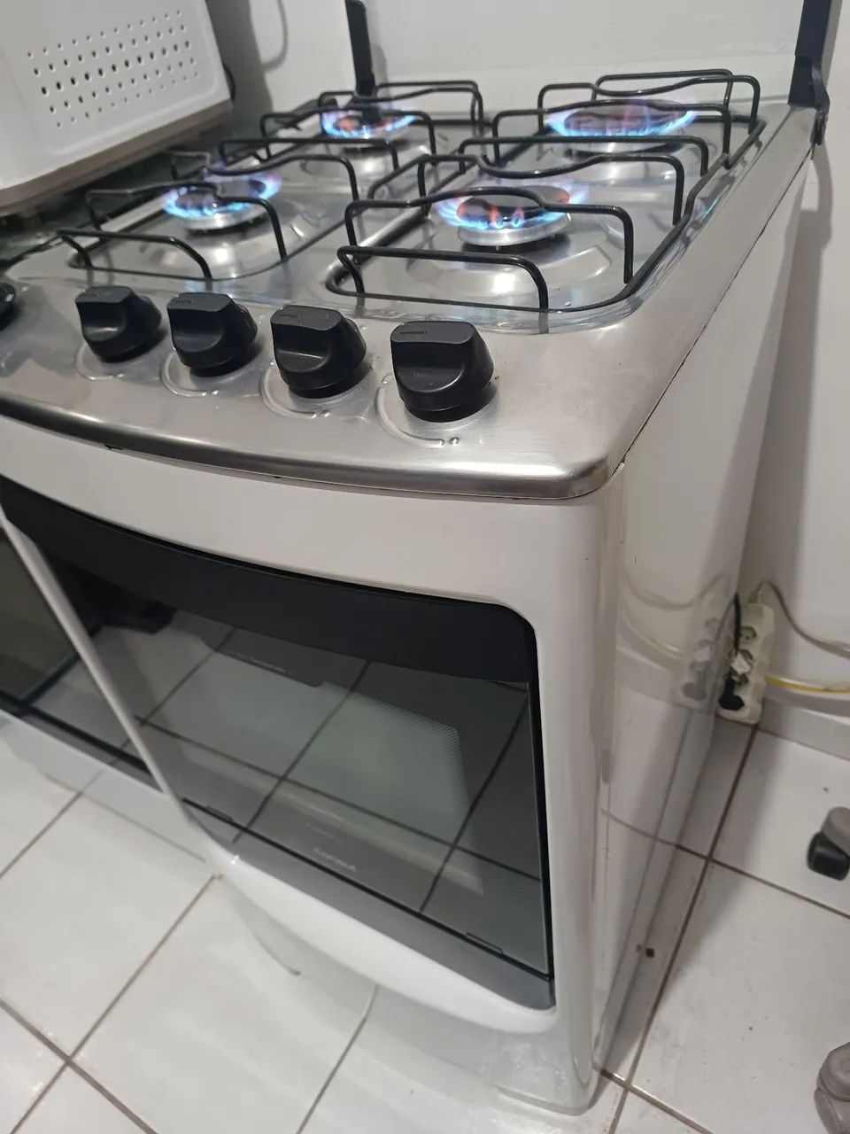 Fogão automático total ótimas condições  - Foto 2