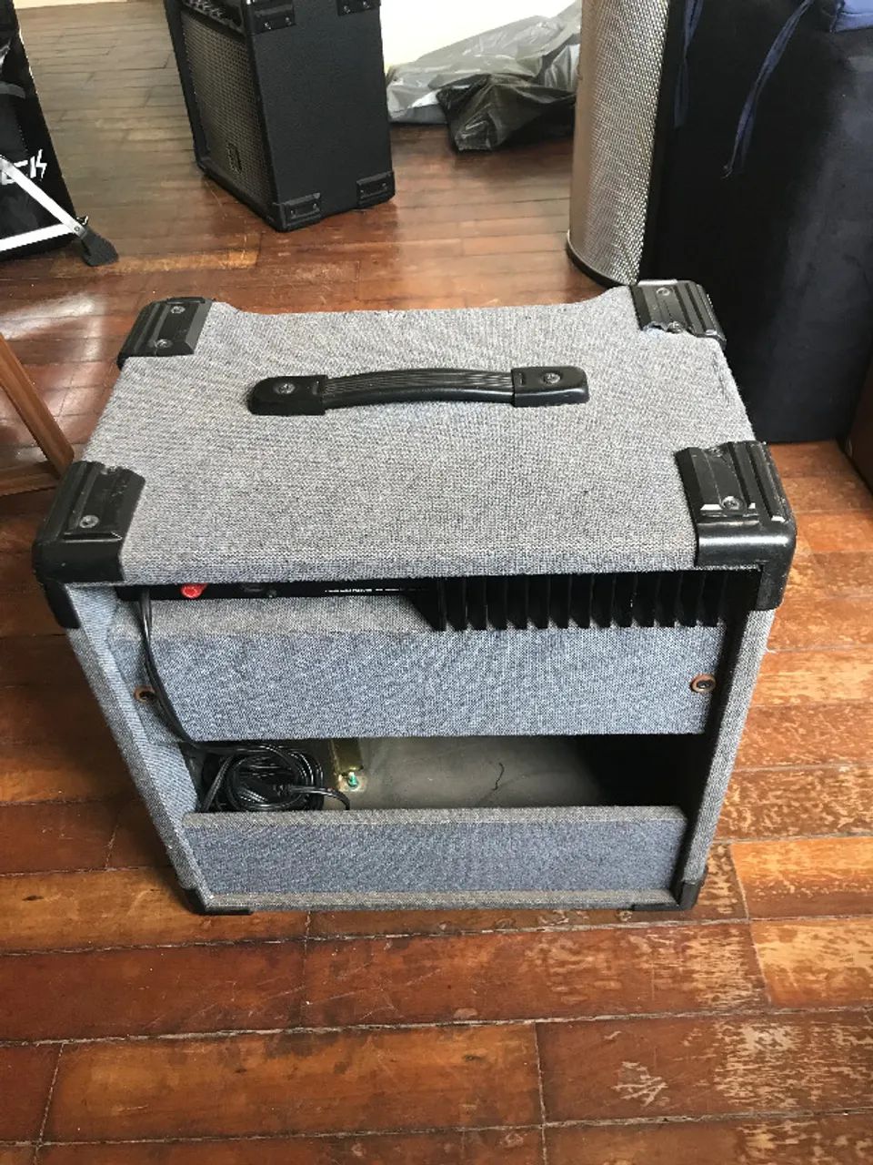 2 Amplificadores Staner Kute 25 e 55 - com defeito - Foto 5