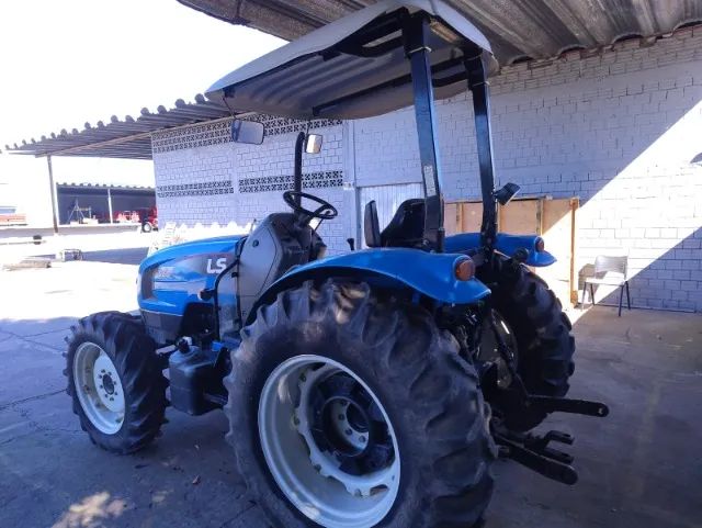 Trator Ls - U60, 2187 Horas. Fabricação 2017 - Foto 6