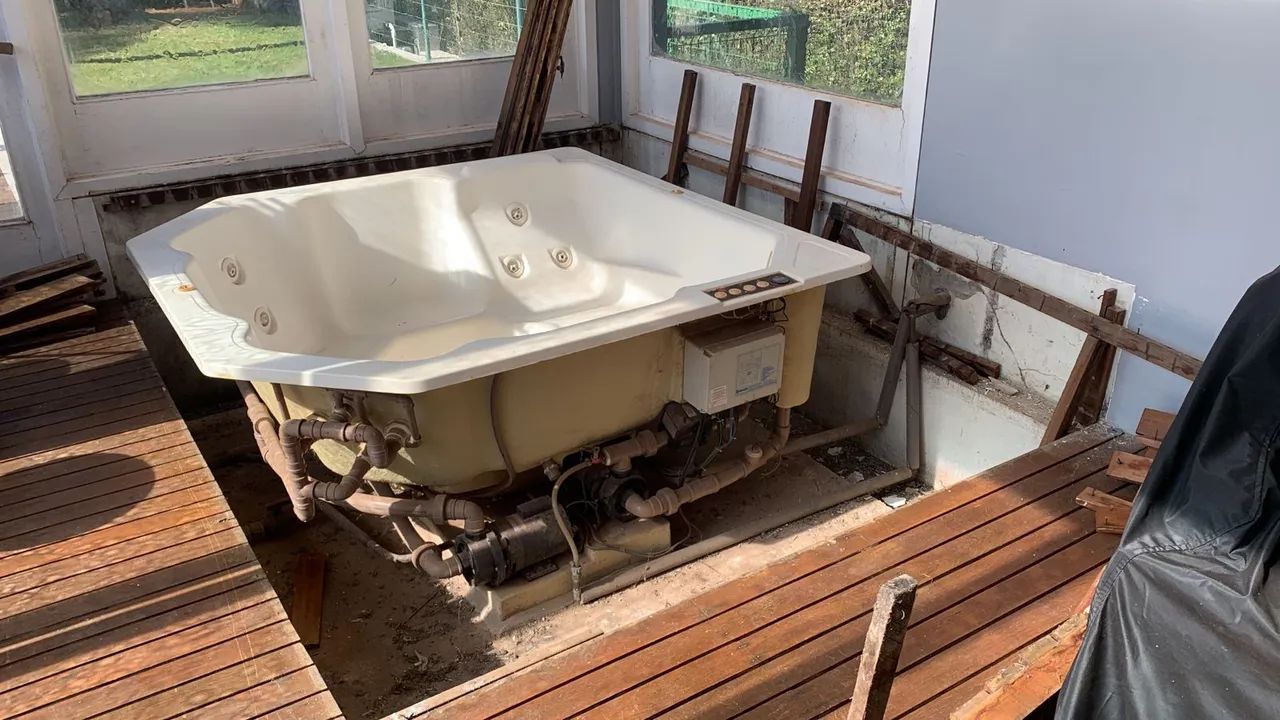 Jacuzzi hidromassagem área externa e interna - Foto 4