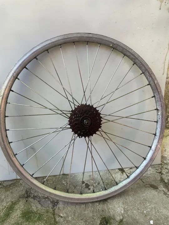 Rodas de bicicleta aro 26 - usadas - Foto 3