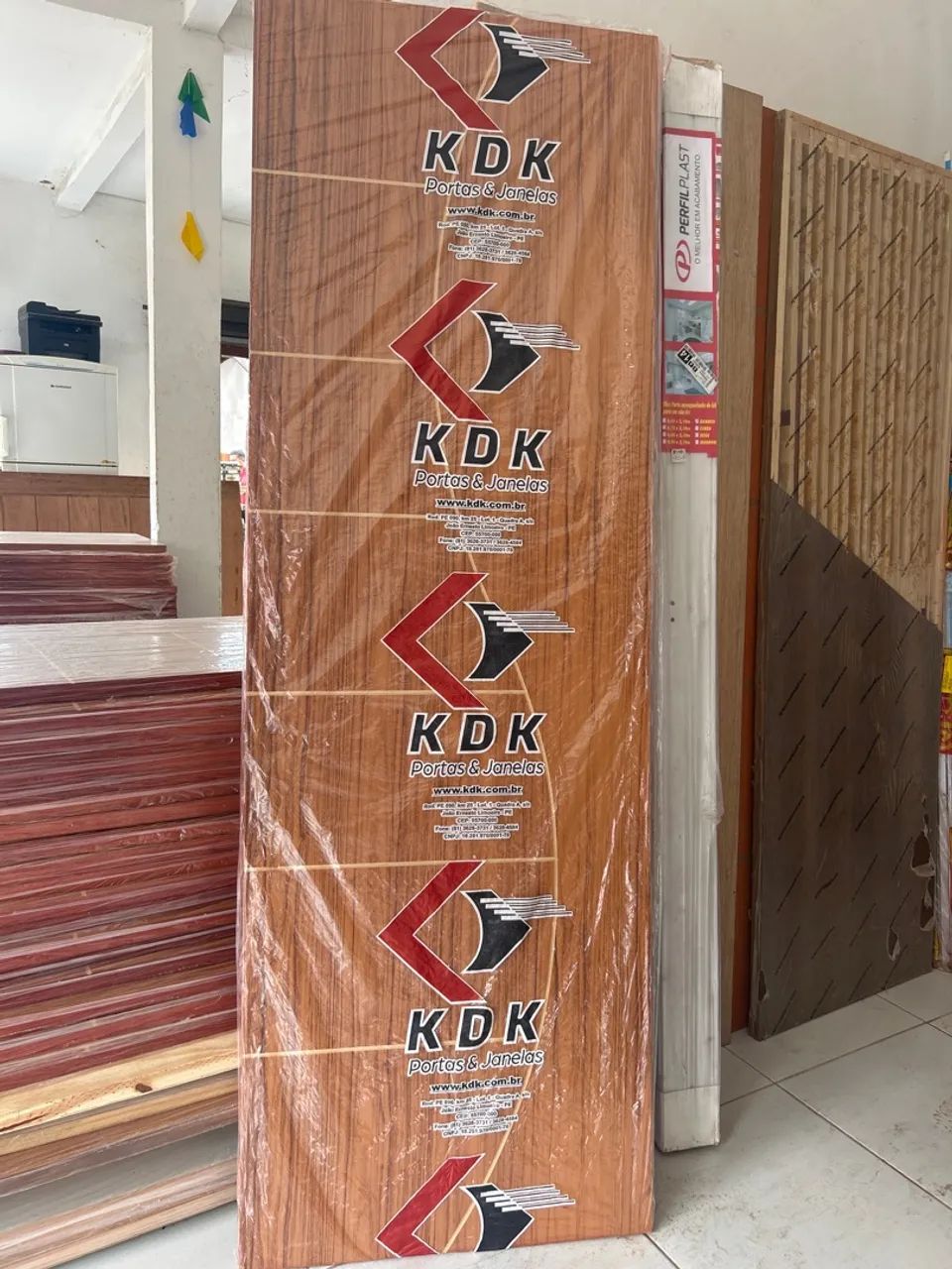 Portas e Janelas KDK - Alta Qualidade e Design