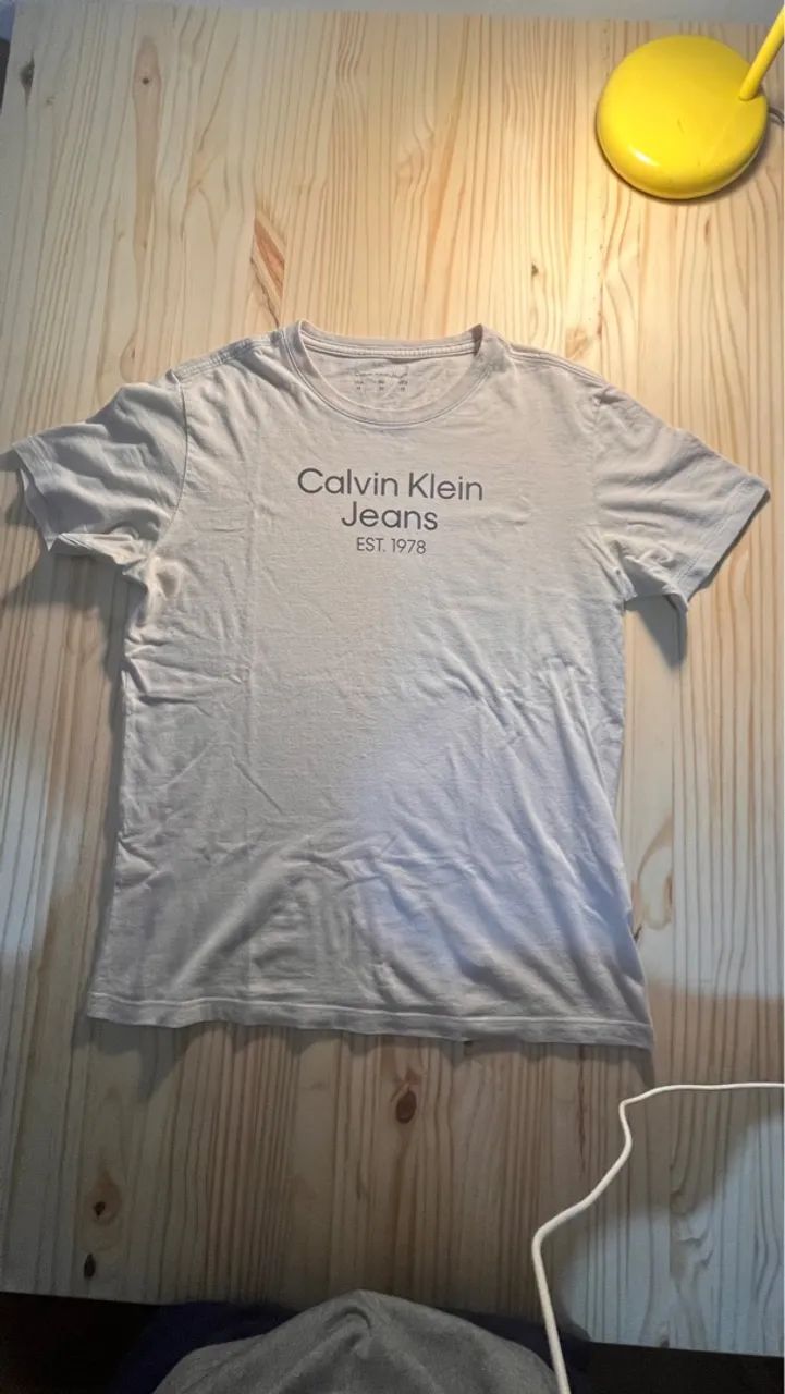 Camiseta Calvin Klein Jeans