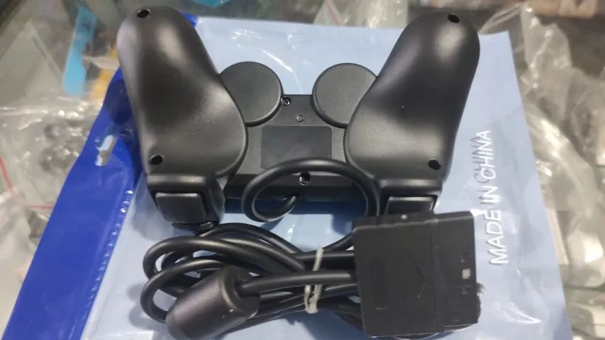 WIRED CONTROLLER FOR PS2 AND PS164318472584067121