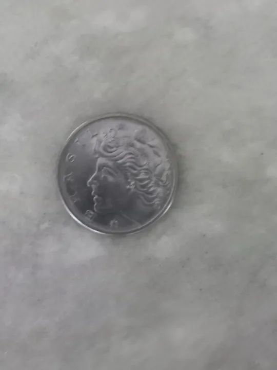 Moeda de 10 Centavos - 1975 - Foto 2