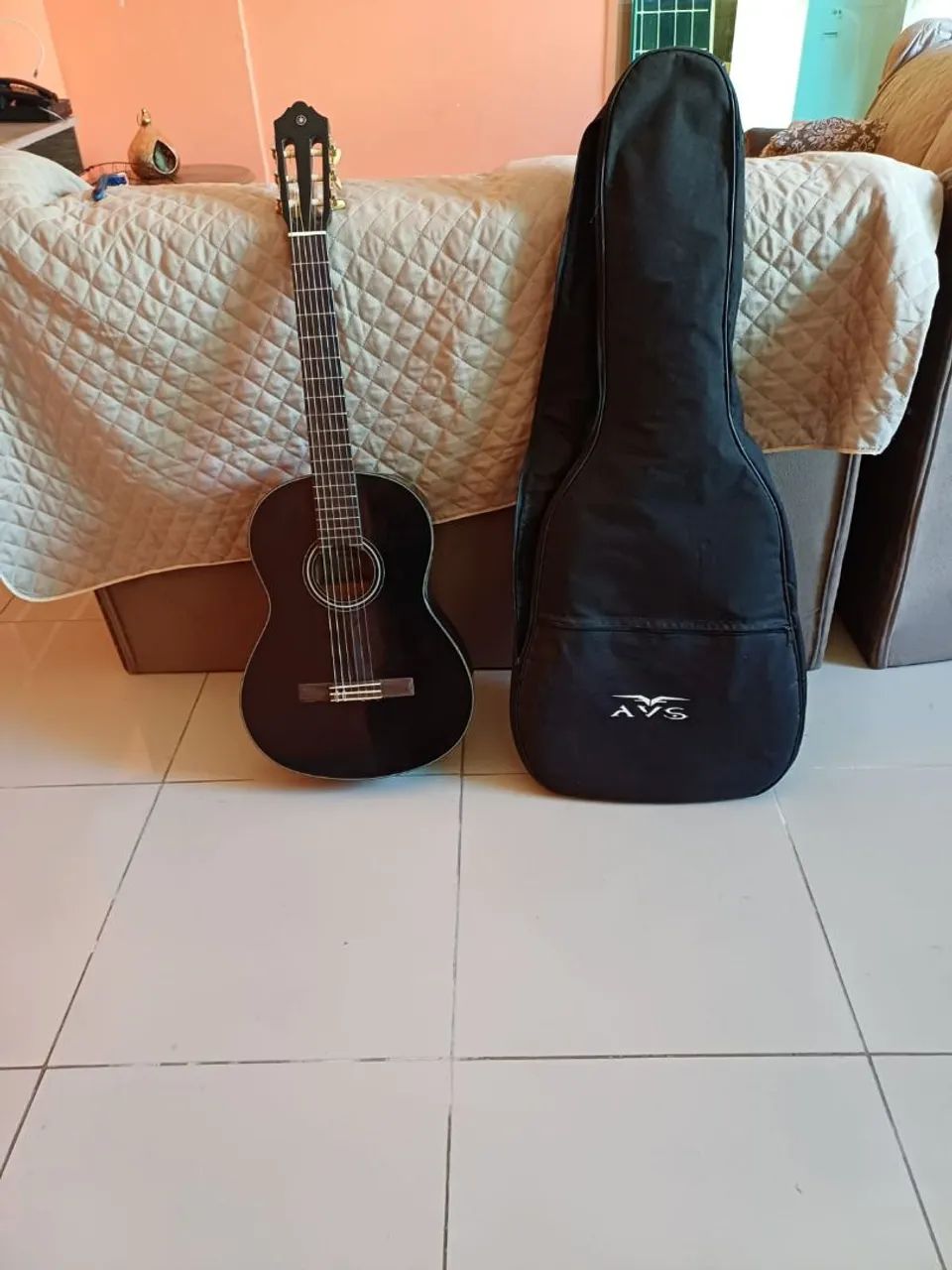 Violão Clássico Yamaha Preto com Capa - Foto 2