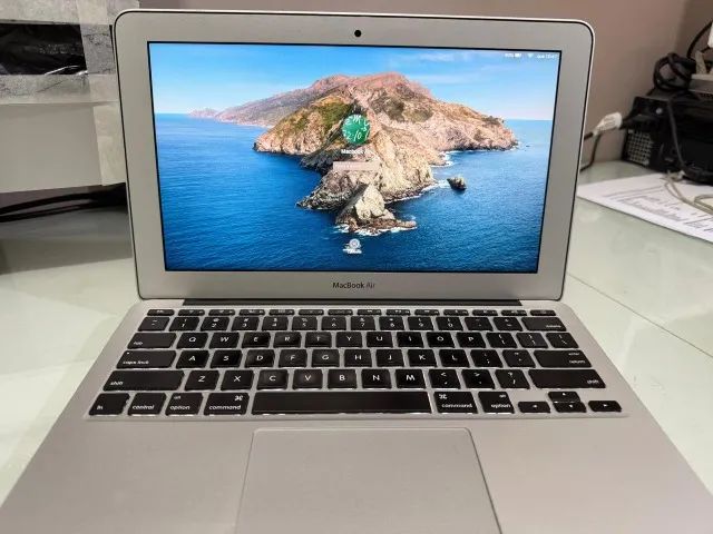 MacBook Air Modelo A1465 - Notebooks - Caminho das Árvores