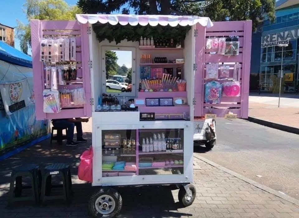 Fabricamos Carrinhos e trailers para comércio  - Foto 2